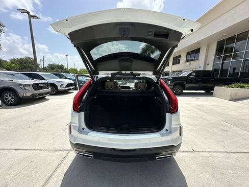 Certified 2024 Cadillac XT4 Premium Luxury FWD image 31