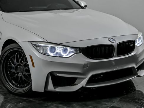 Used 2015 BMW M4 image 2