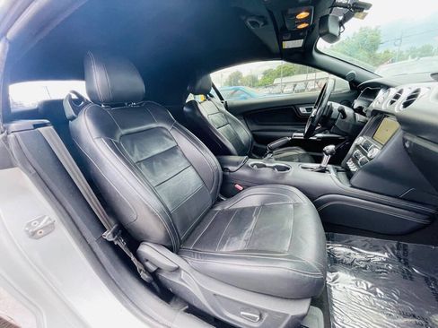 Used 2019 Ford Mustang GT Premium w/ Equipment Group 401A RWD image 25