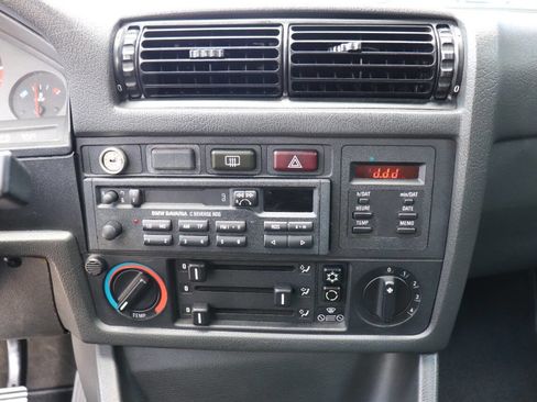 Used 1987 BMW M3 image 23