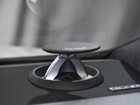 Used 2022 Audi S8 w/ S8 Comfort Plus Package image 46