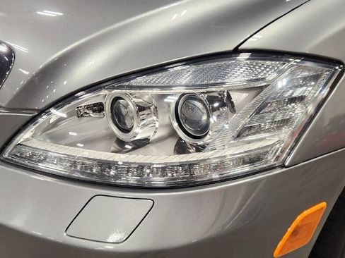 Used 2010 Mercedes-Benz S 550 4MATIC image 20