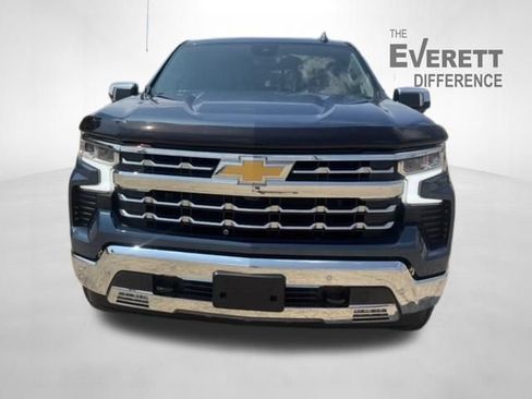 Used 2024 Chevrolet Silverado 1500 LTZ w/ Technology Package AWD/4WD image 2