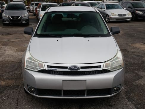 Used 2010 Ford Focus SE image 19