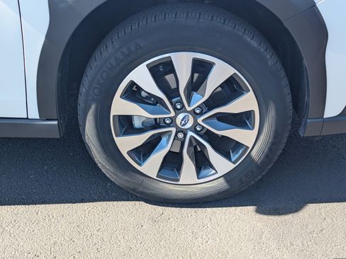 Used 2024 Subaru Outback Touring image 9
