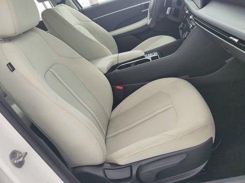 Used 2025 Hyundai Sonata SEL FWD image 28