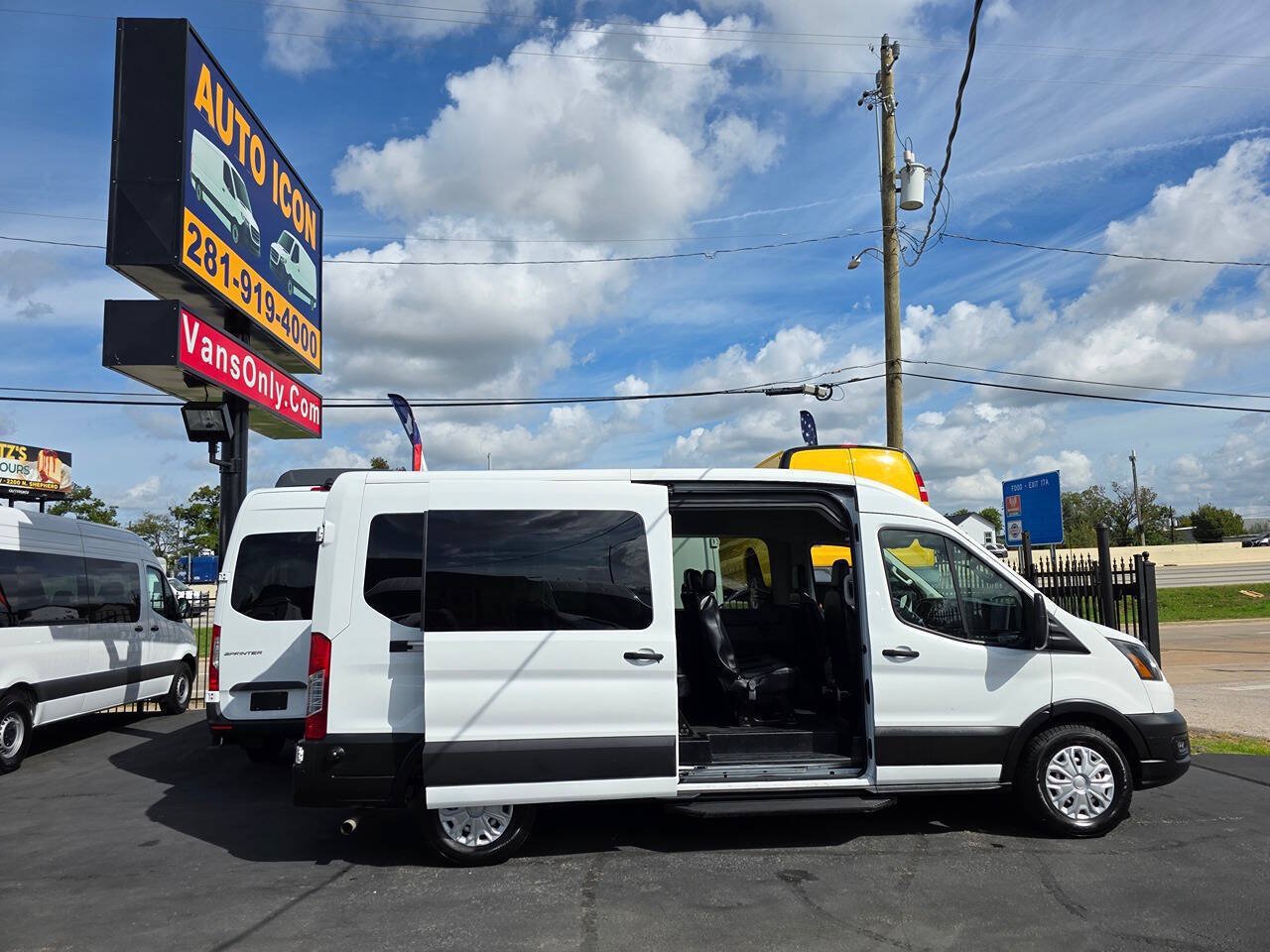 Used 2020 Ford Transit 350 XL RWD image 5
