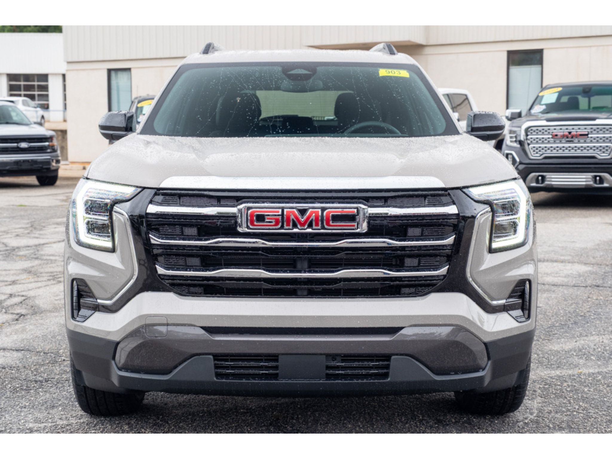 New 2027 GMC Terrain Elevation w/ Elevation Premium Package FWD image 3