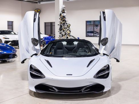 Used 2020 McLaren 720S Performance image 11