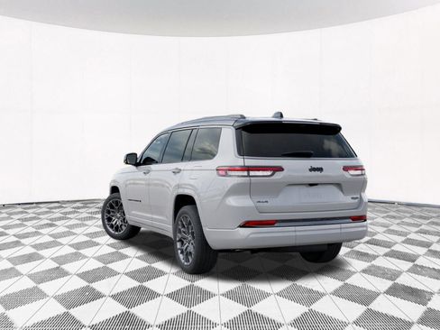 New 2026 Jeep Grand Cherokee L Summit AWD/4WD image 4