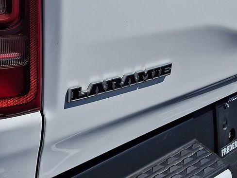 Used 2021 RAM 1500 Laramie AWD/4WD image 32