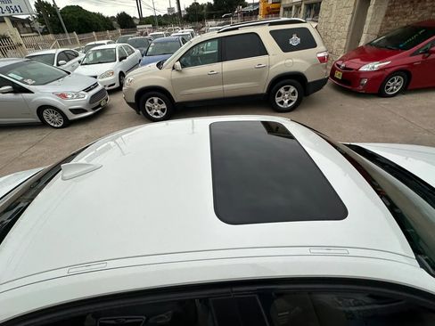 Used 2015 BMW 320i Sedan RWD image 14