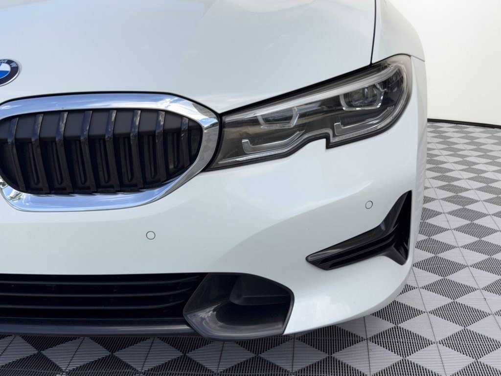 Used 2019 BMW 330i Sedan w/ Convenience Package RWD image 12