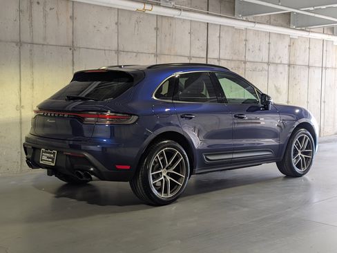 Certified 2026 Porsche Macan AWD/4WD image 9