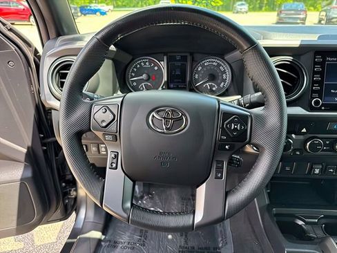 Used 2023 Toyota Tacoma TRD Off-Road AWD/4WD image 25