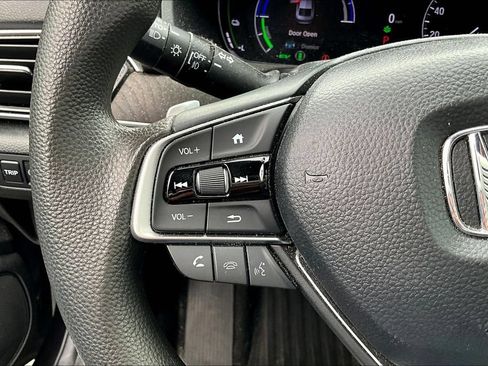 Used 2021 Honda Accord EX image 10