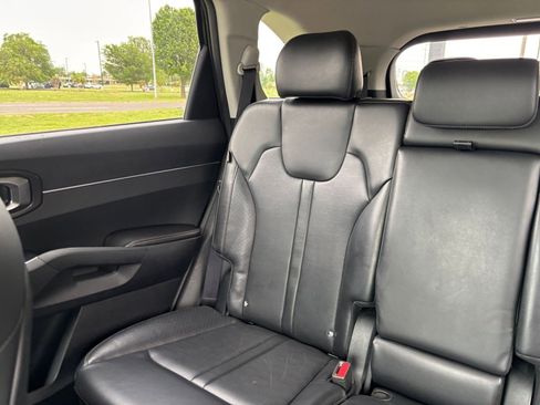 Used 2024 Kia Sorento S FWD image 41