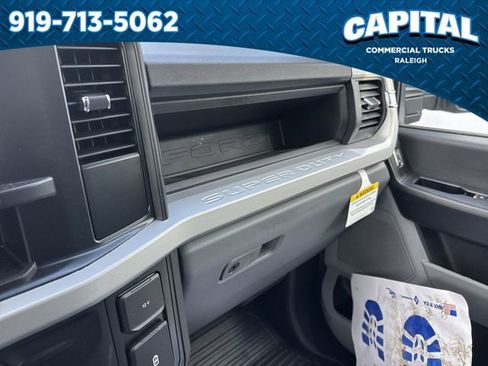 New 2026 Ford F550 16FT BOX/LIFTGATE image 26