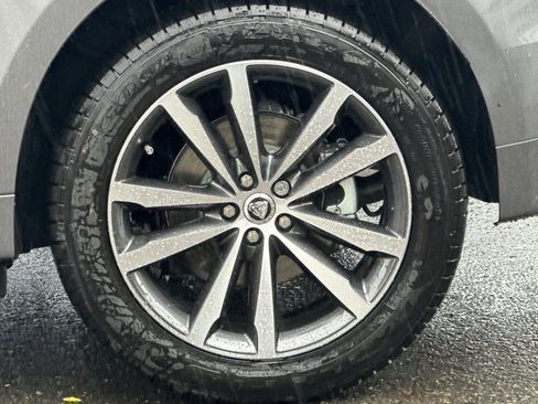 New 2026 Jaguar F-PACE R-Dynamic S AWD/4WD image 9