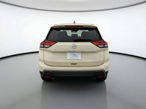 Used 2025 Nissan Rogue SV image 7
