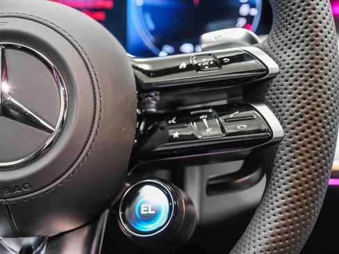 New 2026 Mercedes-Benz S 63 AMG S image 18