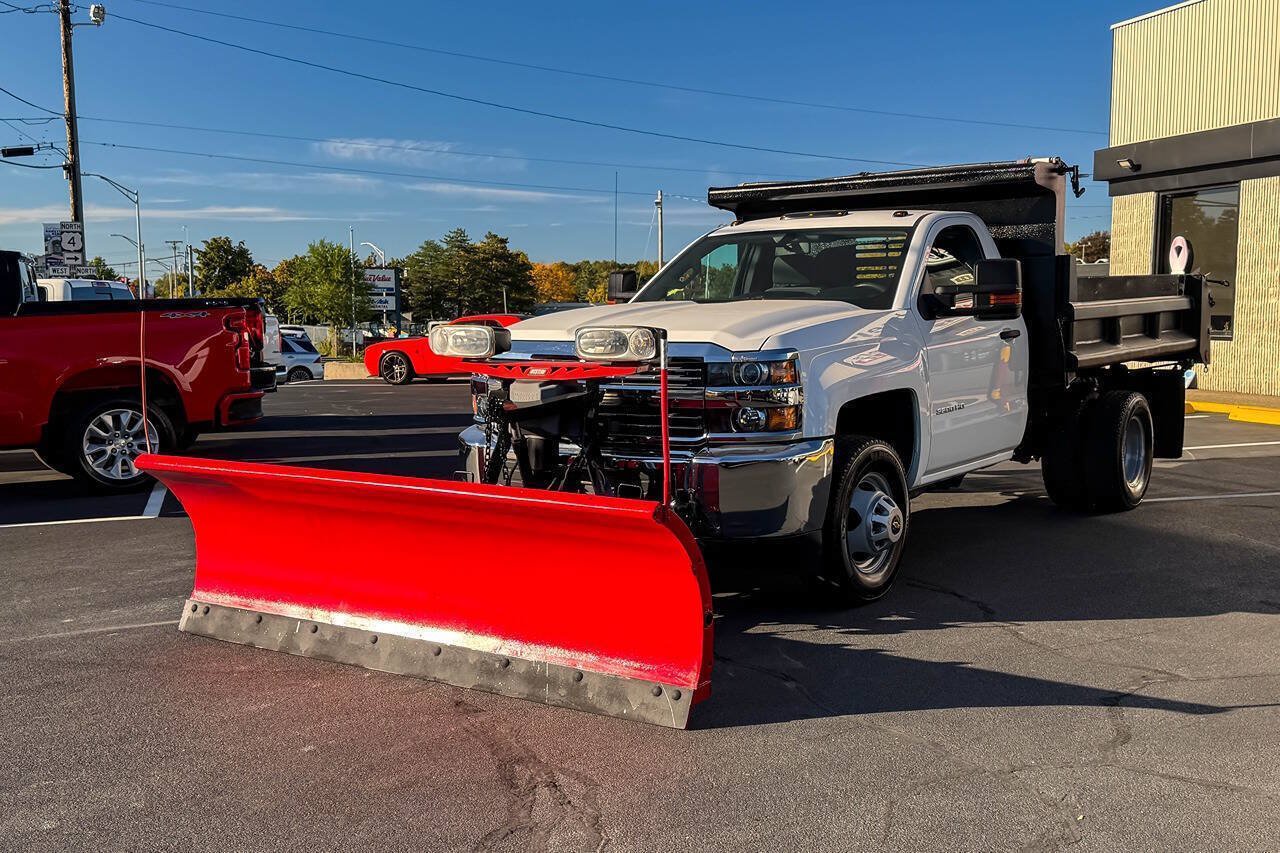 Used 2016 Chevrolet Silverado 3500 W/T w/ WT Convenience Package AWD/4WD image 7