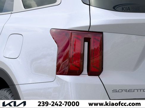 New 2026 Kia Sorento EX image 11