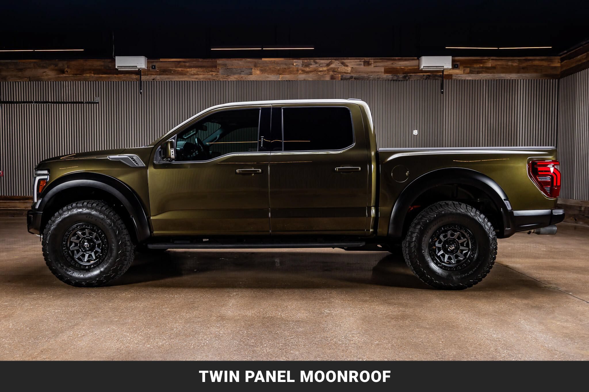 Used 2024 Ford F150 Raptor AWD/4WD image 5