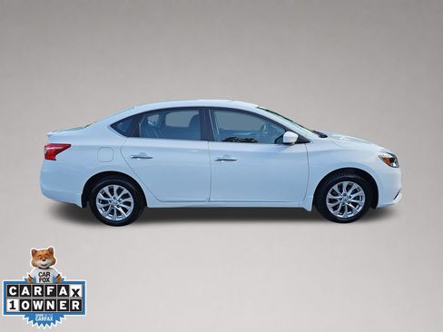 Used 2019 Nissan Sentra S w/ Appearance Package FWD image 3