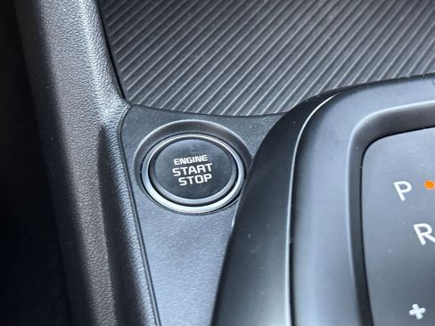 Used 2025 Kia K4 LXS image 26