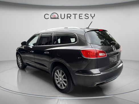Used 2013 Buick Enclave Leather FWD image 5