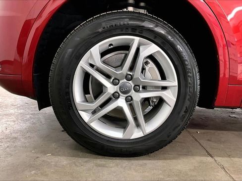 Used 2018 Audi Q5 2.0T Premium Plus w/ Premium Plus Package image 11