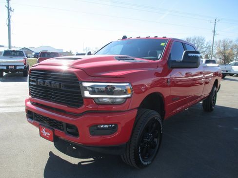 Used 2023 RAM 3500 Laramie image 8