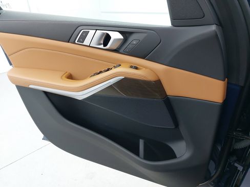 Used 2022 BMW X5 xDrive40i w/ Premium Package image 29