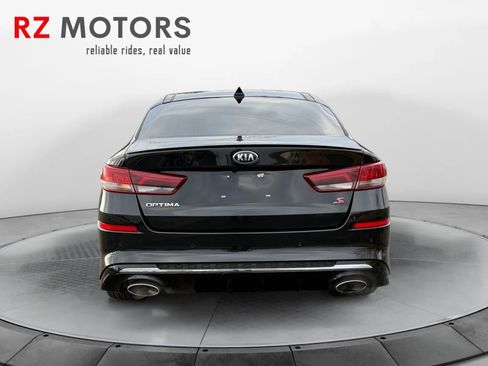 Used 2019 Kia Optima S w/ S Panoramic Sunroof Package image 4