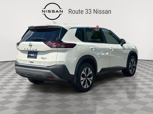 Used 2023 Nissan Rogue SV AWD/4WD image 4