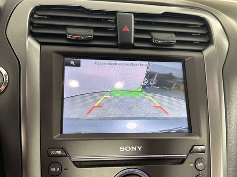 Used 2016 Ford Fusion Titanium FWD image 20