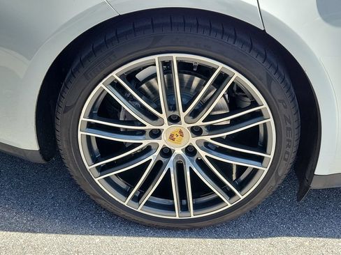 Certified 2019 Porsche Panamera RWD image 14