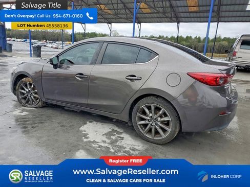 Used 2018 MAZDA MAZDA3 Touring image 3