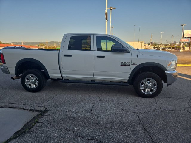 Used 2017 RAM 2500 Tradesman w/ Chrome Appearance Group AWD/4WD image 9