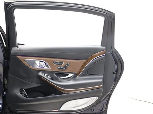 Used 2016 Mercedes-Benz Maybach S 600 image 76