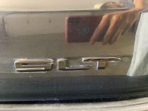 Used 2022 GMC Yukon SLT w/ SLT Premium Package AWD/4WD image 40