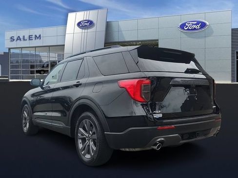 Certified 2023 Ford Explorer XLT w/ Equipment Group 202A AWD/4WD image 4