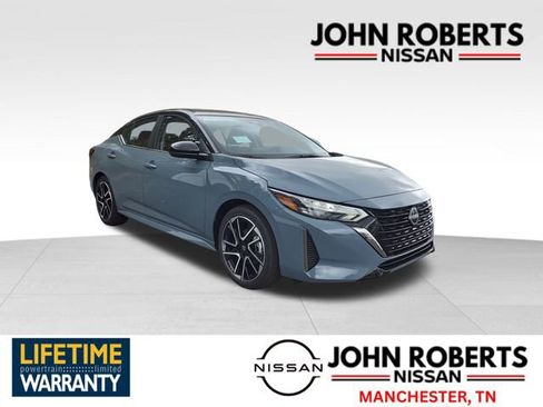 New 2025 Nissan Sentra SR image 1