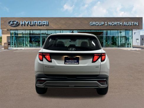 New 2026 Hyundai Tucson SE image 4
