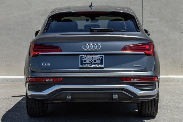 Used 2023 Audi Q5 2.0T Premium Plus w/ Premium Plus Package AWD/4WD image 4