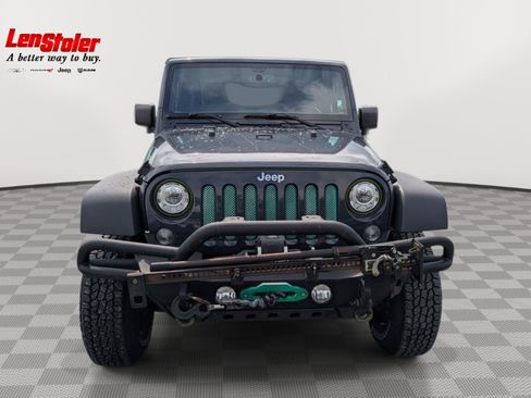 Used 2018 Jeep Wrangler Rubicon w/ Dual Top Group AWD/4WD image 8