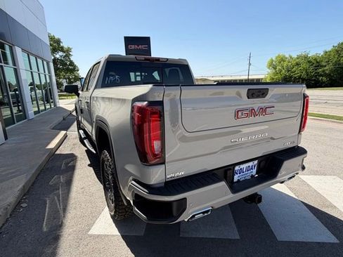 New 2026 GMC Sierra 1500 AT4 w/ AT4 Premium Package AWD/4WD image 8