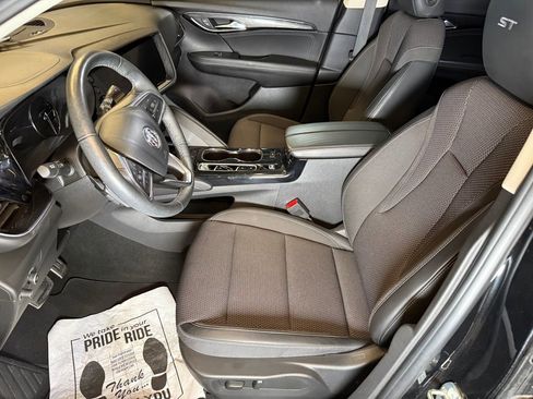 Used 2023 Buick Envision Preferred w/ Sport Touring Package AWD/4WD image 21