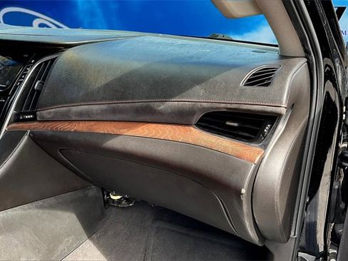 Used 2015 Cadillac Escalade Premium image 14